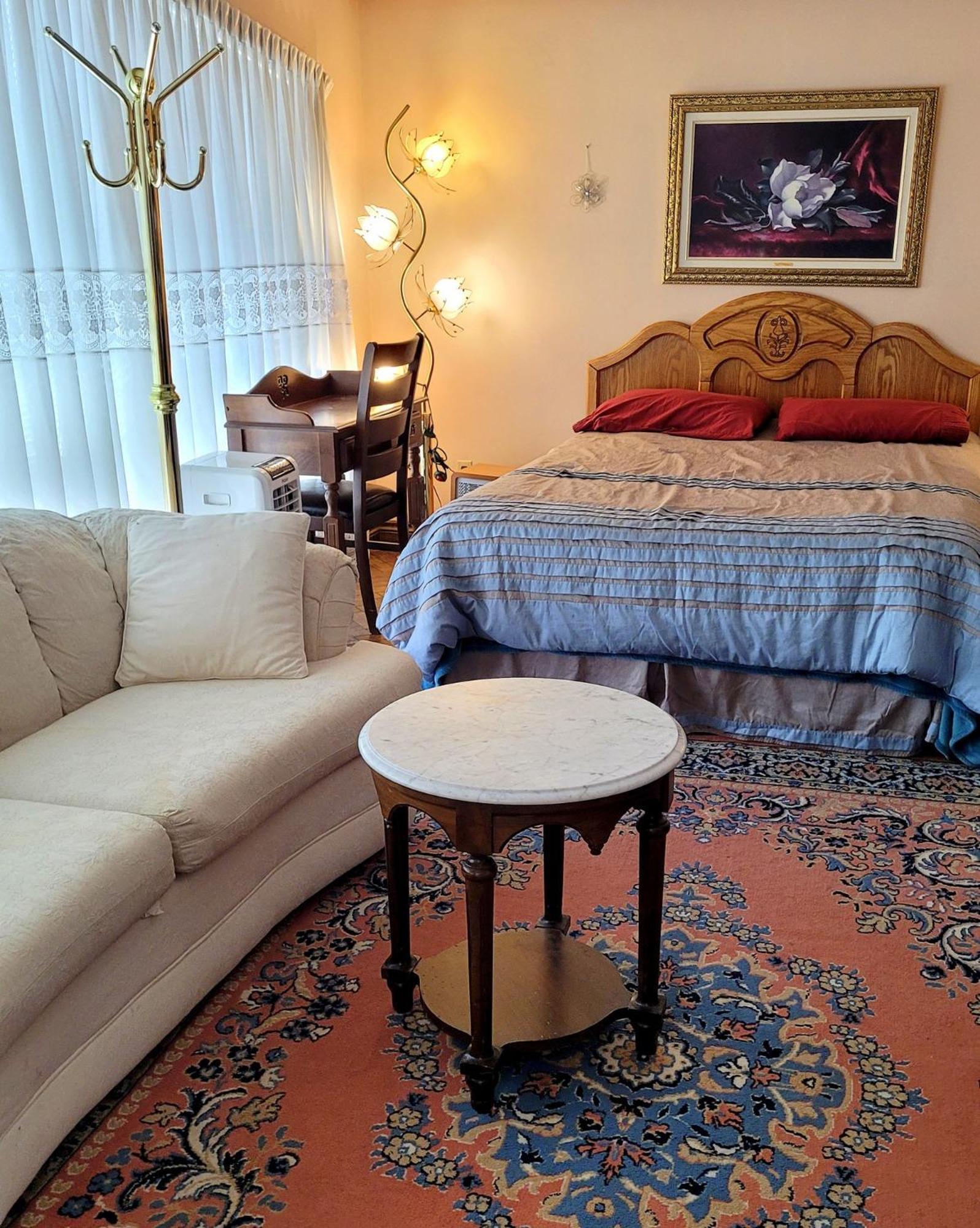 A Stunning Style Homestay Toronto